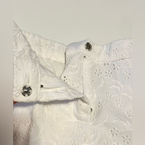 Dolce&Gabbana White Eyelet Girls Shorts Size 6 NWT - Picture 3 of 8